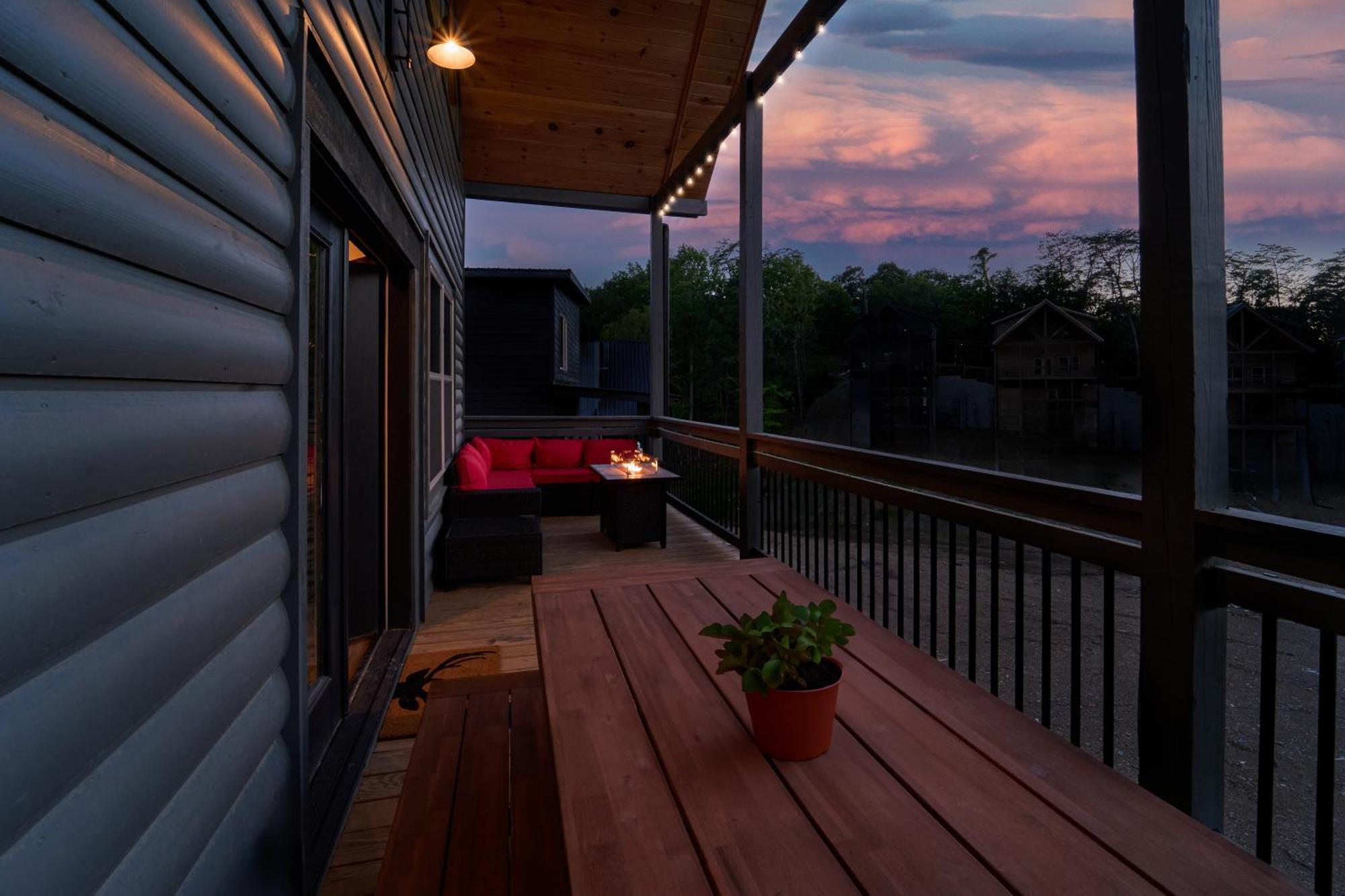 Magnolia Pool Lodge Pigeon Forge Exterior photo